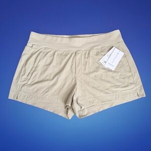Athleta NEW Trekkie North Short in Ercu Outdoor Hiking Stretch 3.5” Inseam Sz 18